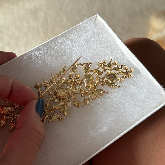 Bridal brooch pin - Picture 4 of 5